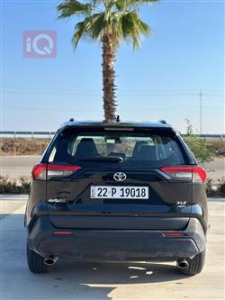 تۆیۆتا ڕاڤ 4